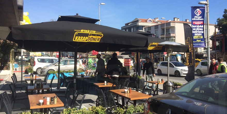 Dış Mekanlar İçin Fonksiyonel Şemsiyeler!