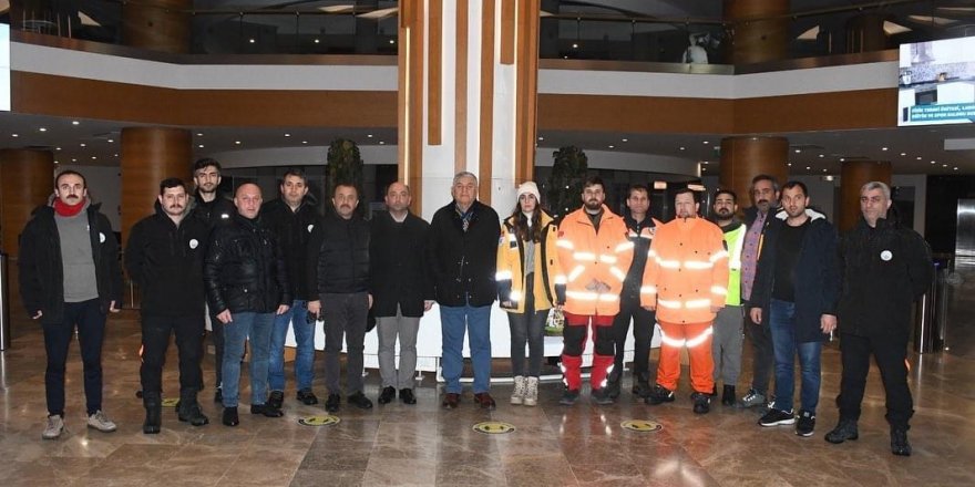 Sarıyer Belediyesi Hatay’a 23 kişilik ekip gönderdi