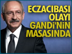 Eczacıbaşı, Gandi'nin masasında