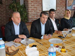 Salih Bayraktar, gazetecilerle kahvaltıda buluştu