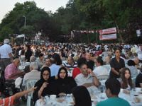 CHP’nin iftarına yoğun ilgi
