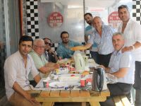 Muhtar Çınar’dan keyifli kahvaltı