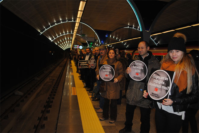 CHP'liler Özgecan'ı andı