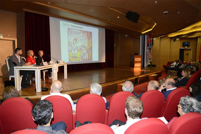 Sarıyer'de düzenlenen panelde anayasa tartışıldı