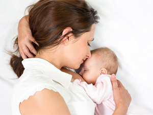 Op. Dr. Cüneyt Genç Açıkladı: Sağlıklı Bir Nesil İçin Anne Sütü Büyük Önem Taşıyor