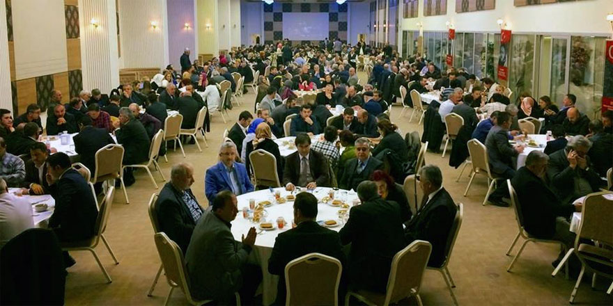 AK Parti'den teşkilata vefa yemeği