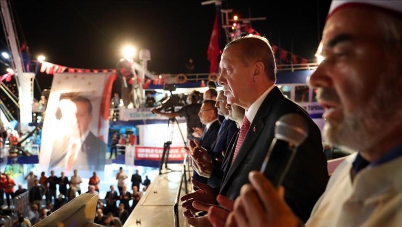 Erdoğan Sarıyer'de balık av sezonunun açılışına katıldı
