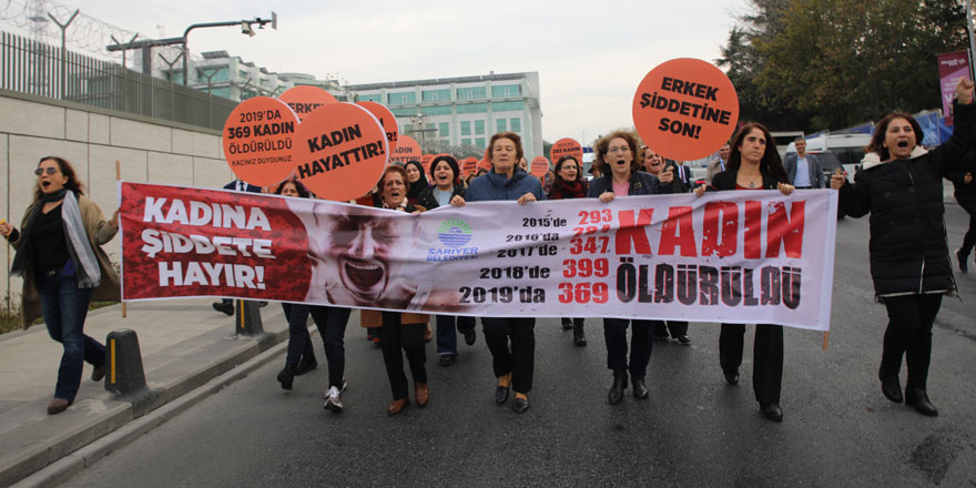 Belediye çalışanları kadına yönelik şiddete karşı yürüdü
