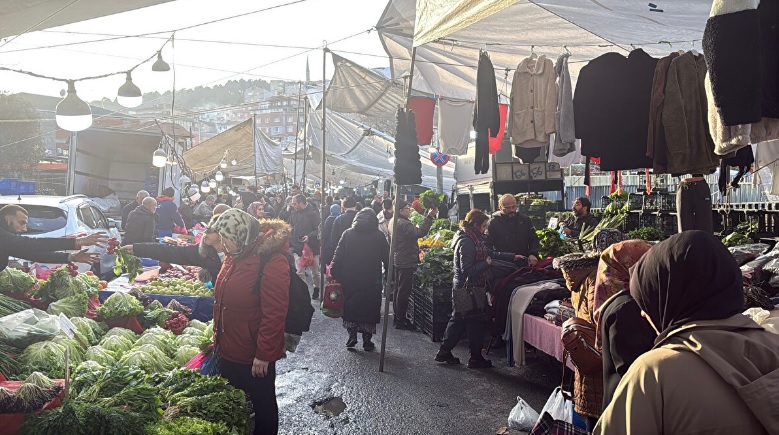 AYAZAĞA SEMT PAZARI ARTIK PAZAR GÜNLERİ KURULACAK