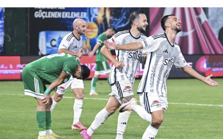 Sarıyer 3 puanla başladı