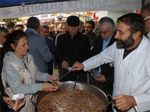 Dersimlilerin aşure gününe yoğun ilgi