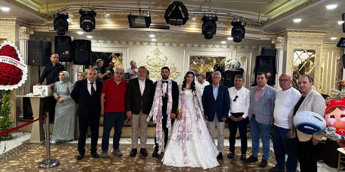 Öztürk ailesinin mutlu günü