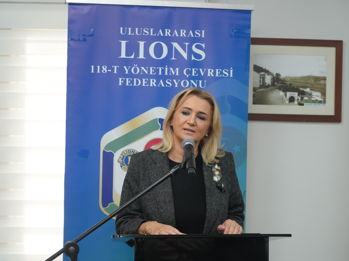 sosyal-lions.jpg